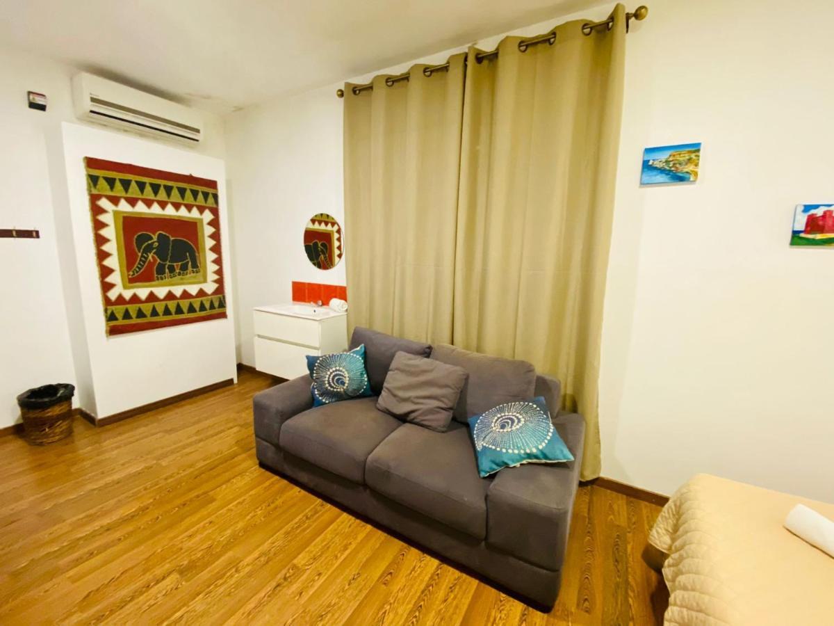 Saint Julian's Marco Polo Party Hostel מראה חיצוני תמונה