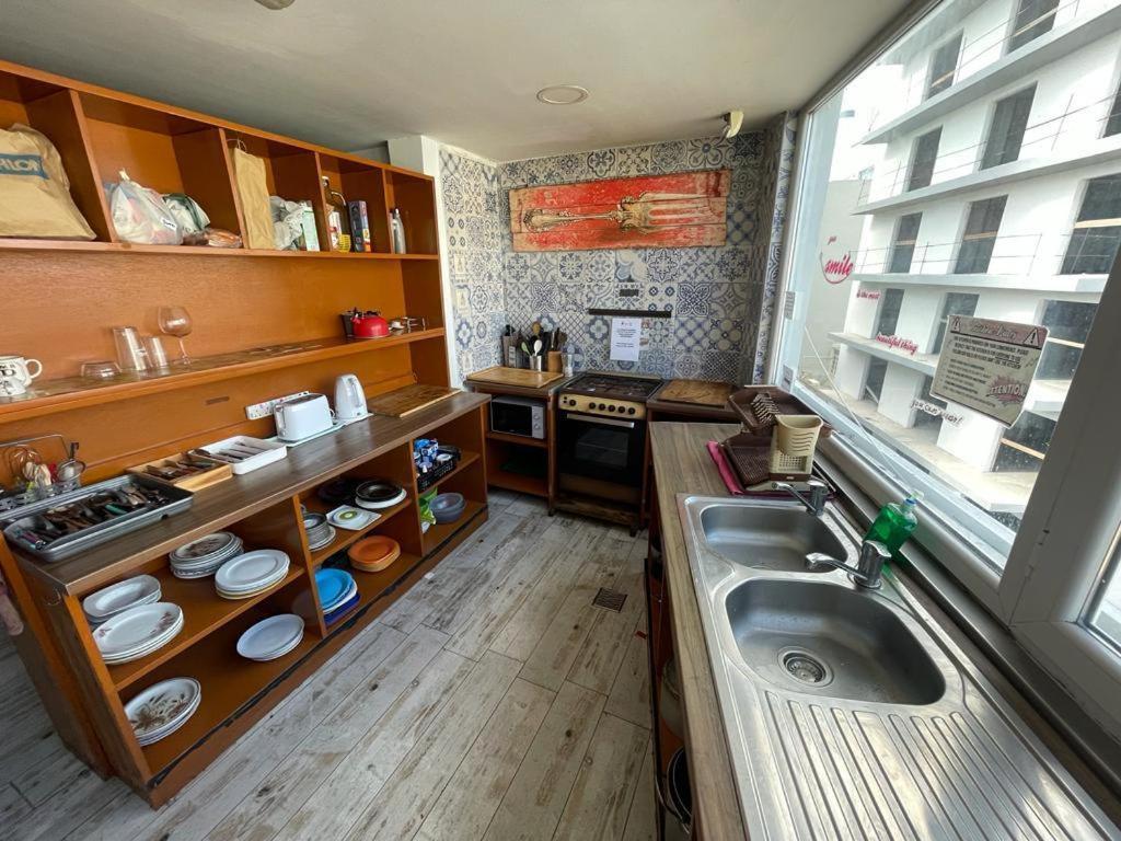 Saint Julian's Marco Polo Party Hostel מראה חיצוני תמונה