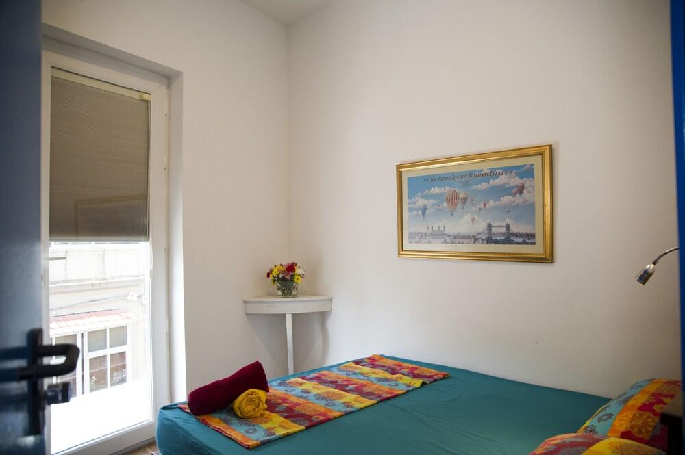 Saint Julian's Marco Polo Party Hostel מראה חיצוני תמונה