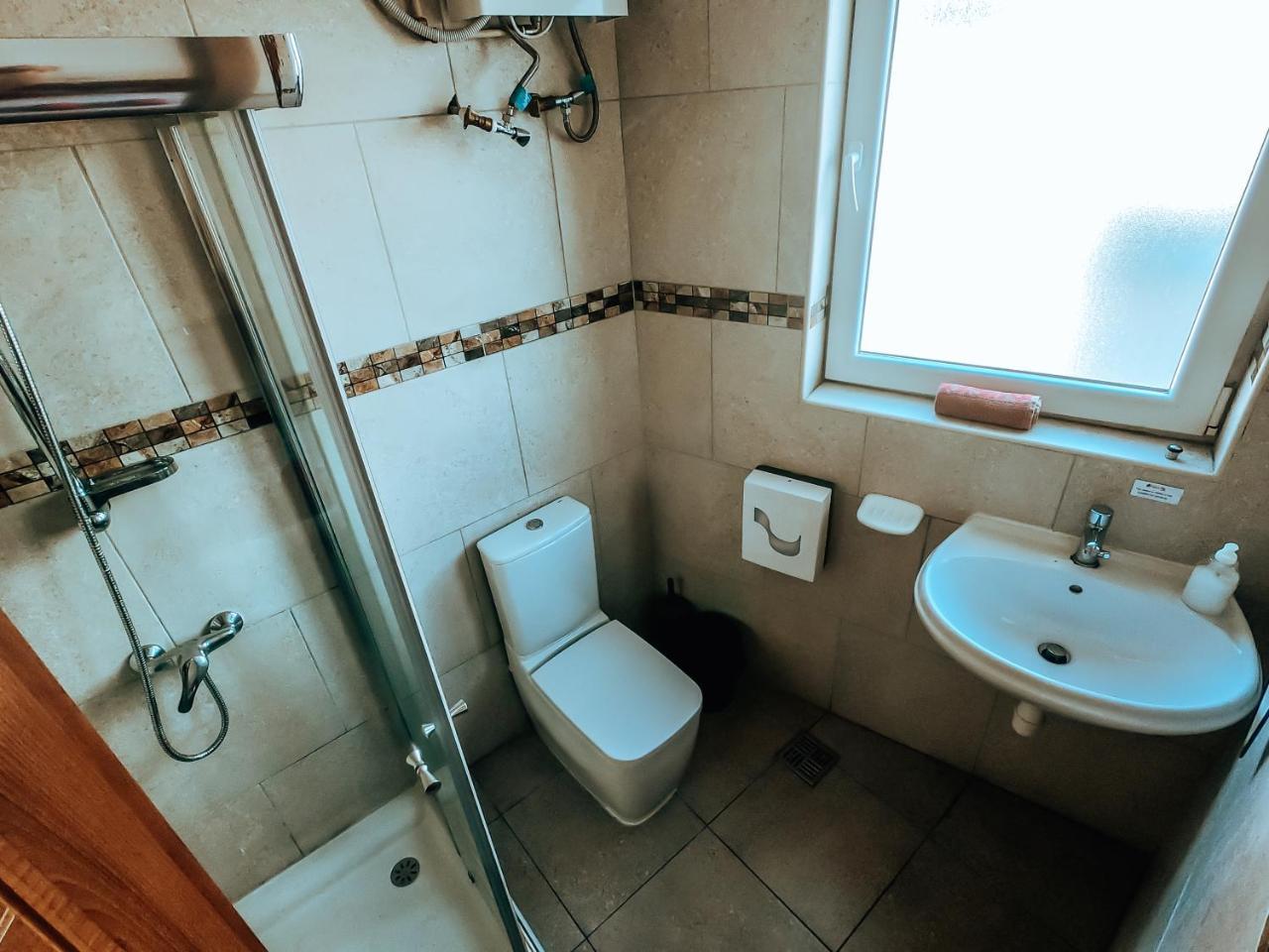 Saint Julian's Marco Polo Party Hostel מראה חיצוני תמונה